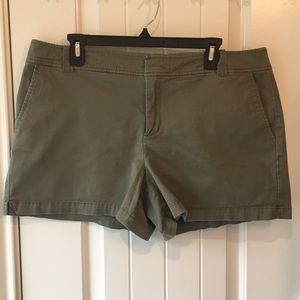New York and company shorts